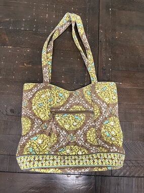 Vera Bradley Sitting in a Tree Shoulder Quilted Purse Bag brown and yellow